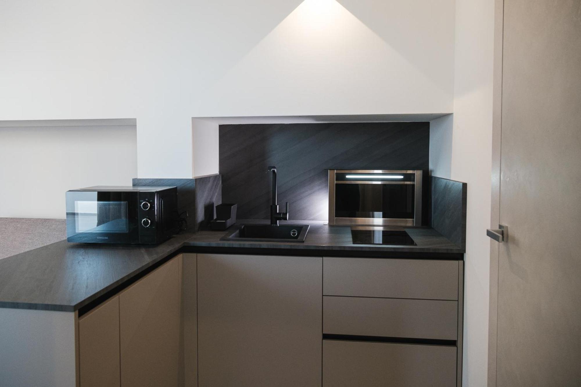 Residence Goldoni6 Suite Apartment Rimini Bagian luar foto