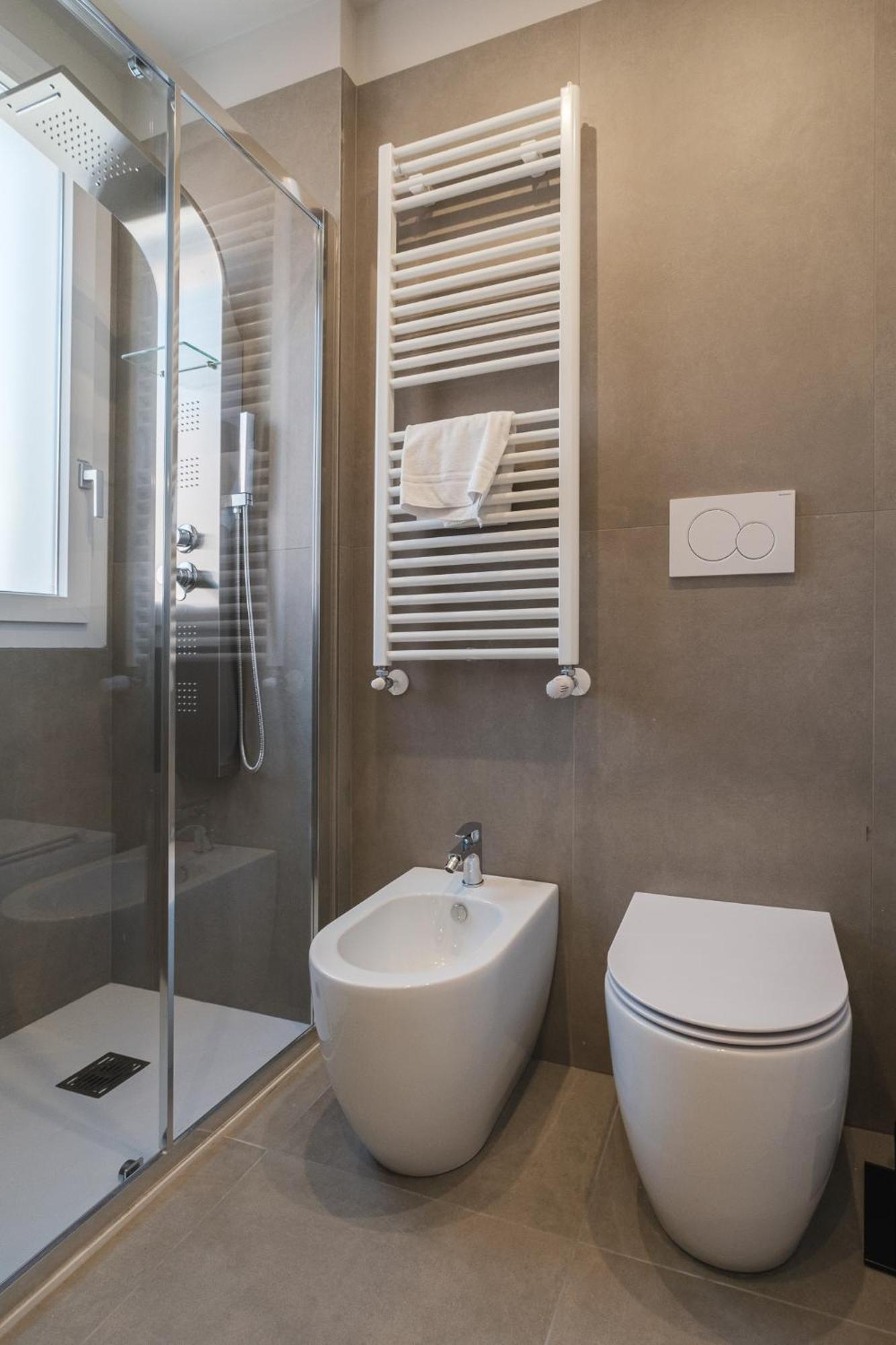Residence Goldoni6 Suite Apartment Rimini Bagian luar foto